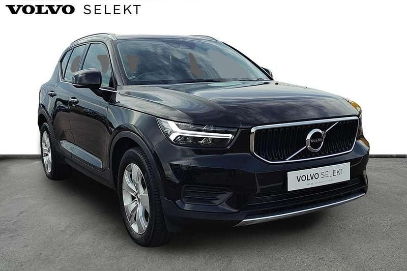 Black Used 2019 Volvo XC40 Momentum SUV | £19,750 (Fair price) - Image 1/3