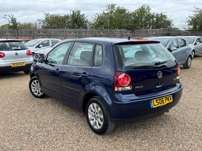 Used VW Polo SE 75 HP (55 kW) 2006 Blue Hatchback