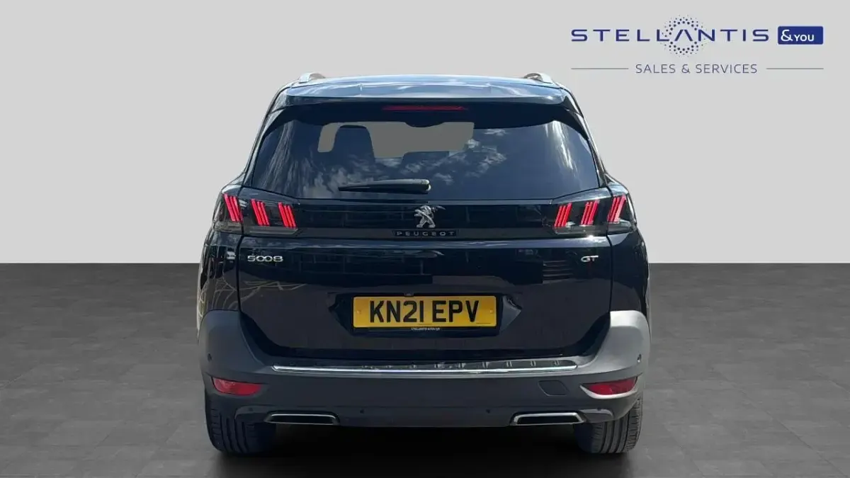 Używany Peugeot 5008 GT 129 KM (94 kW) 2021 Czarny SUV