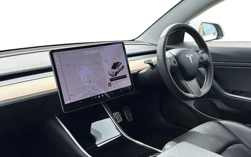 Used Tesla Model 3 Long Range AWD 258 kW (351 HP) 2023 Sedan