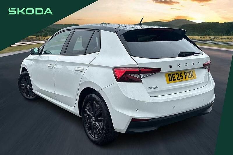 Gebraucht Skoda Fabia Design Edition 113 PS (83 kW) 2025 Weiß Kleinwagen