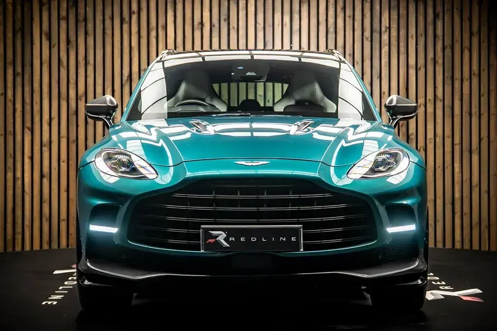 Used Aston Martin DBX 2023 Green SUV