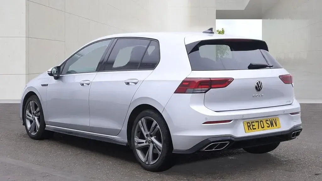 Used VW Golf VII R-line 150 HP (110 kW) 2020 Silver Hatchback