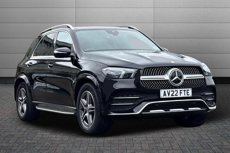 Obsidian black Used 2022 Mercedes GLE400 AMG line Estate | £46,990 (Super price) - Image 1/4