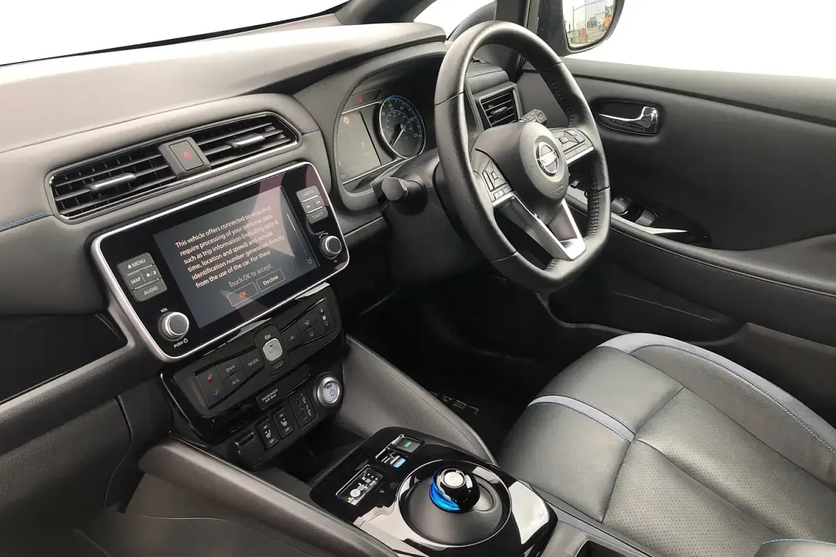 Used Nissan Leaf Tekna 110 kW (150 HP) 2021 Black Hatchback