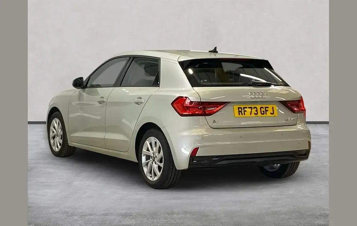 Used Audi A1 Sport 94 HP (69 kW) 2023 Silver SUV