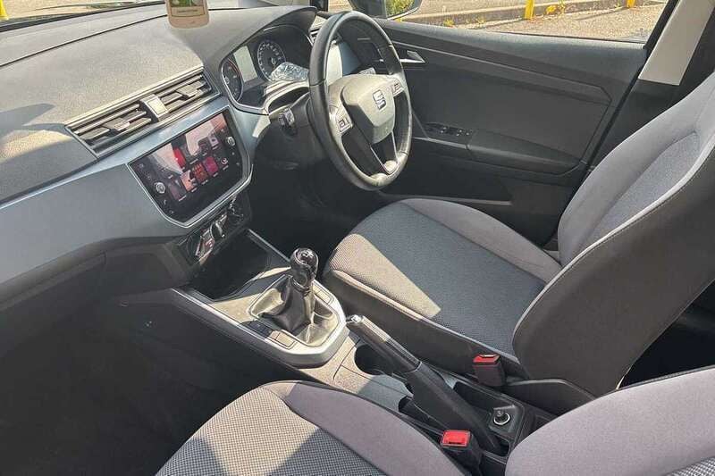Image 2/4
