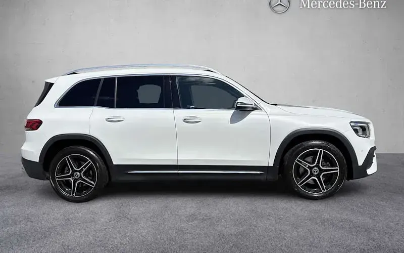 Used Mercedes GLB200 AMG line 163 HP (119 kW) 2023 SUV