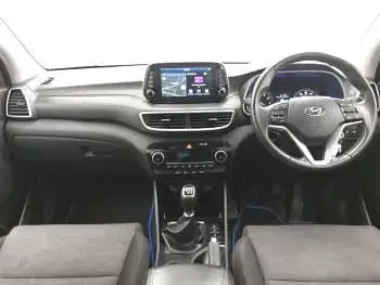 Used Hyundai Tucson SE 132 HP (97 kW) 2020 Silver SUV