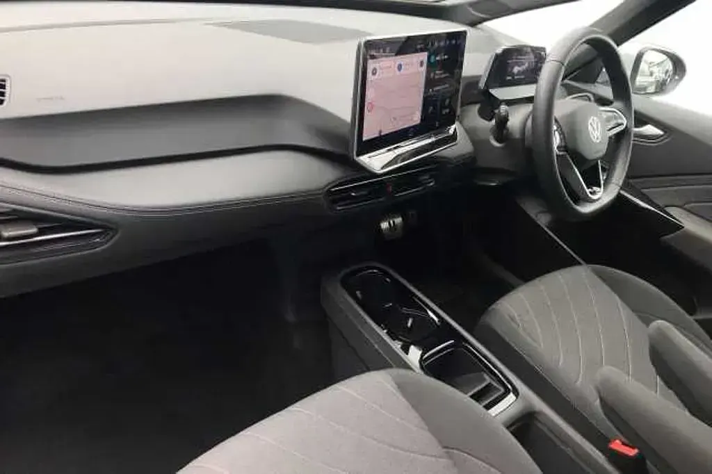 Used VW ID.3 Pro 150 kW (204 HP) 2025 White Hatchback