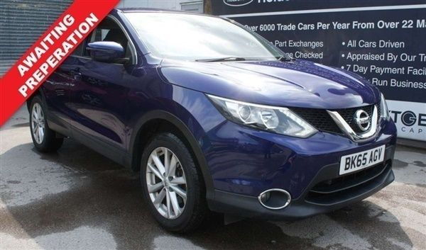 Blue Used 2015 Nissan Qashqai Acenta SUV | £7,299 (Good price) - Image 1/1