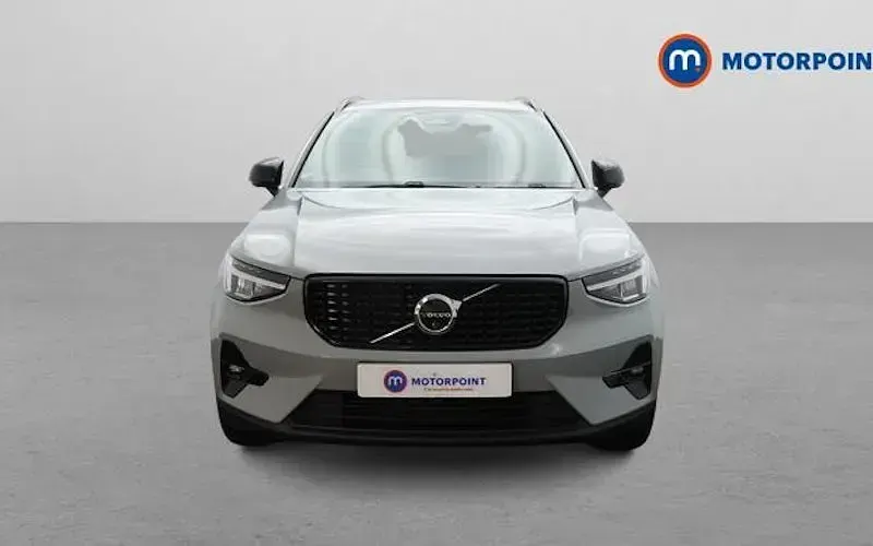 Used Volvo XC40 Plus 163 HP (119 kW) 2026 SUV