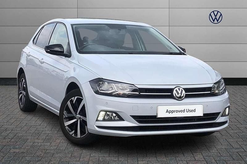 Silver Used 2019 VW Polo Beats Hatchback | £14,990 (Fair price) - Image 1/4