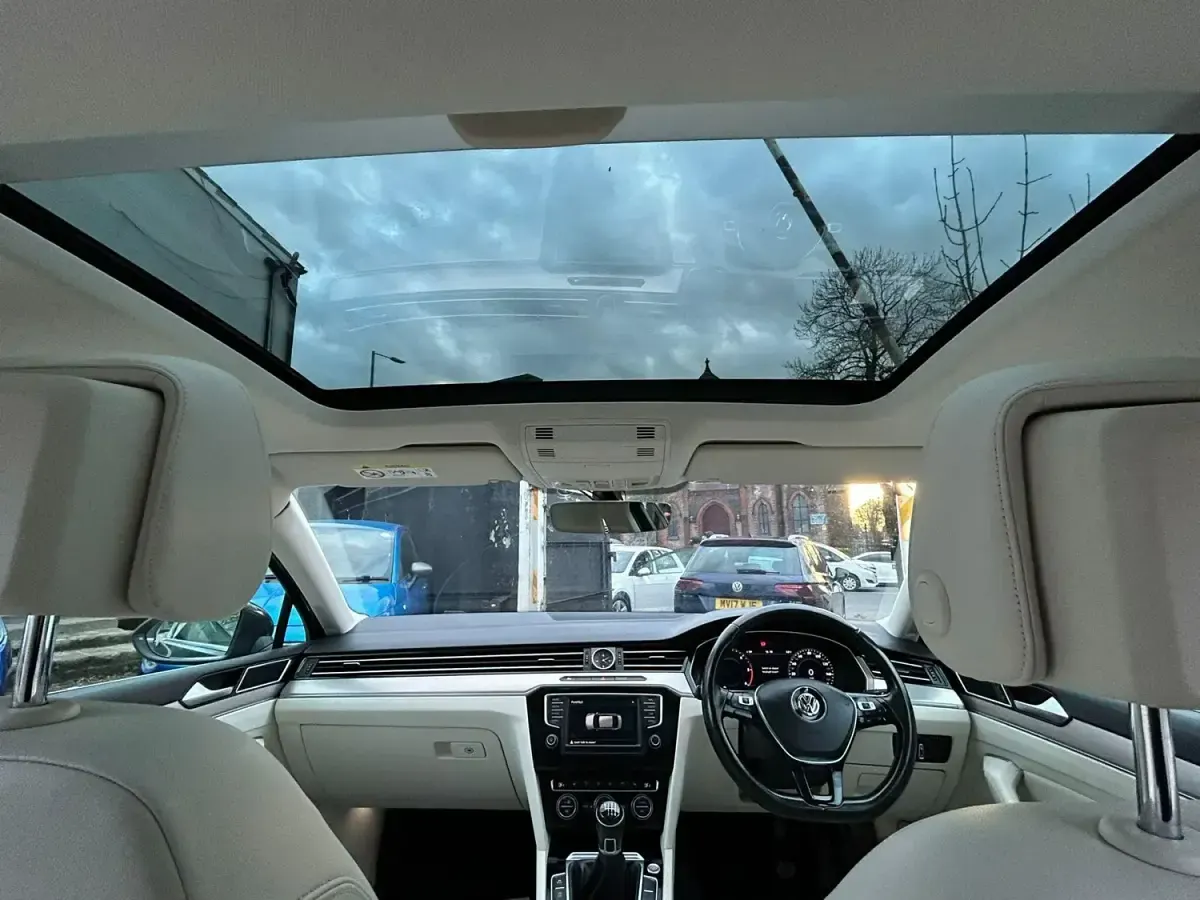 Begagnad VW Passat GT 190 HK (139 kW) 2017 Grå Sedan