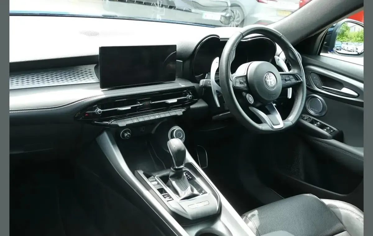 Used Alfa Romeo Tonale Veloce 276 HP (202 kW) 2023 Blue SUV