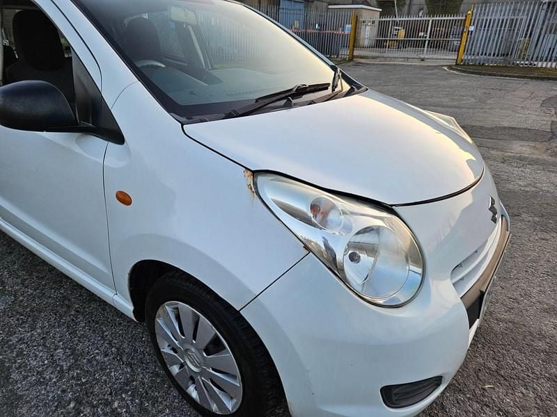 Used Suzuki Alto 2013 White Hatchback
