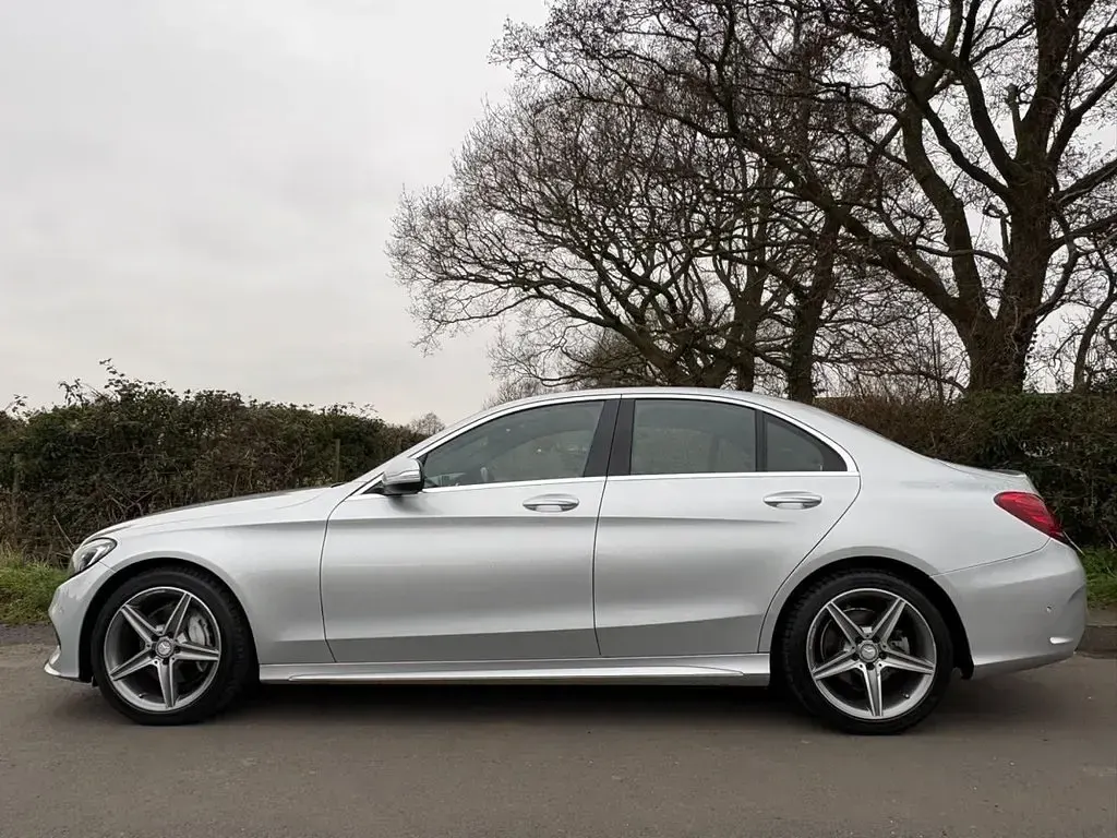 Begagnad Mercedes C220 AMG line 170 HK (125 kW) 2015 Silver Sedan