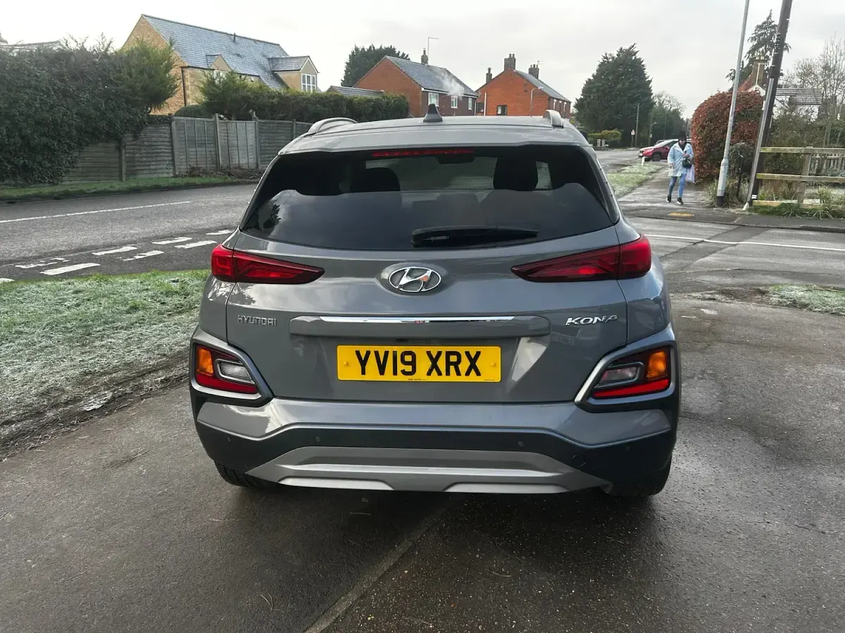 Used Hyundai Kona Premium 120 HP (88 kW) 2019 Grey SUV