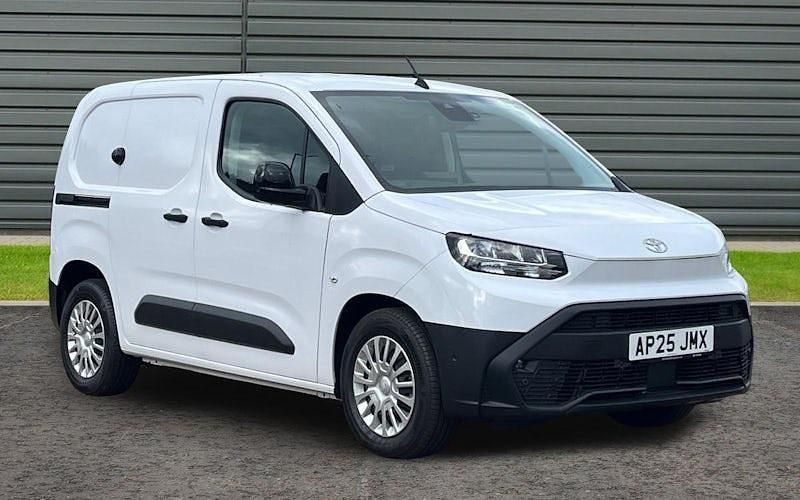 Usado Toyota Proace City City 100 kW (136 HP) 2026 Monovolume