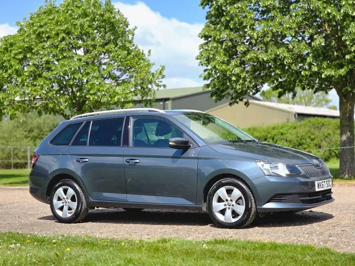 Used Skoda Fabia SE 110 HP (80 kW) 2017 Grey Estate