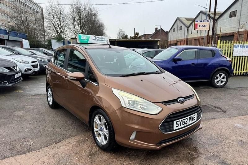 Used Ford B-MAX Zetec 105 HP (77 kW) 2012 Gold MPV