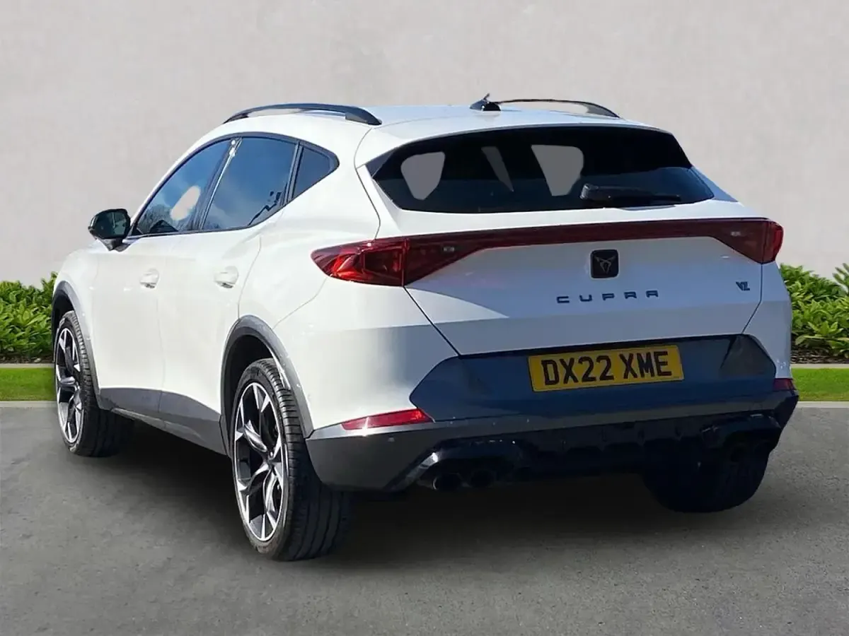 Begagnad Cupra Formentor VZ2 306 HK (225 kW) 2022 Vit SUV