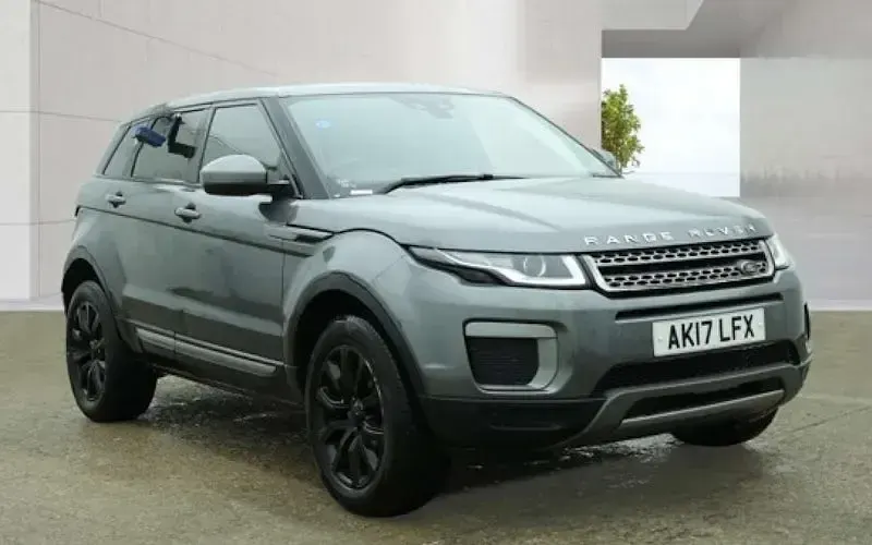 Used Land Rover Range Rover evoque SE 150 HP (110 kW) 2017 Hatchback