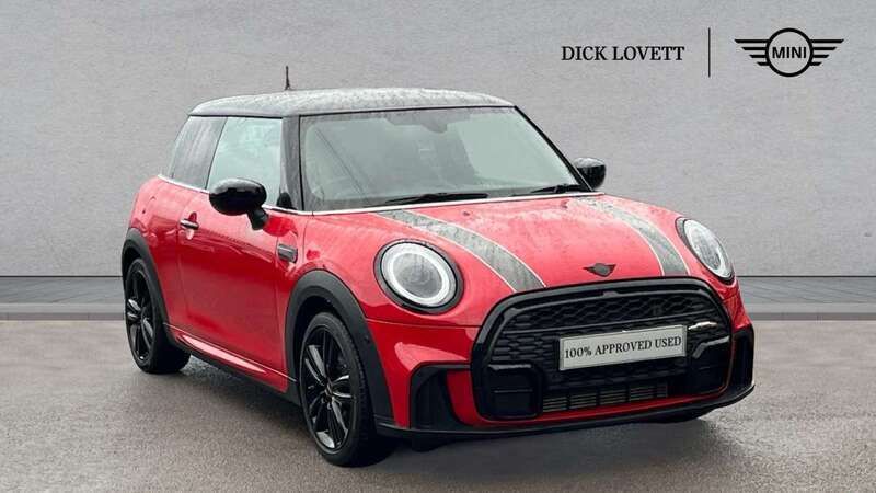 Red Used 2022 Mini Cooper Hatch Hatchback | £20,795 (A bit pricey) - Image 1/4