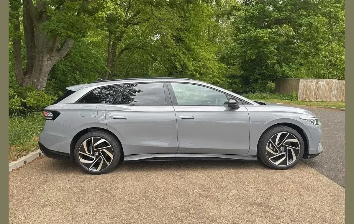 New VW ID.7 Pro 210 kW (286 HP) 2025 Grey Estate