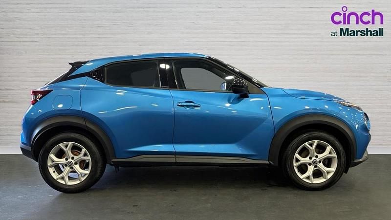 Used Nissan Juke Acenta 117 HP (86 kW) 2020 Blue SUV