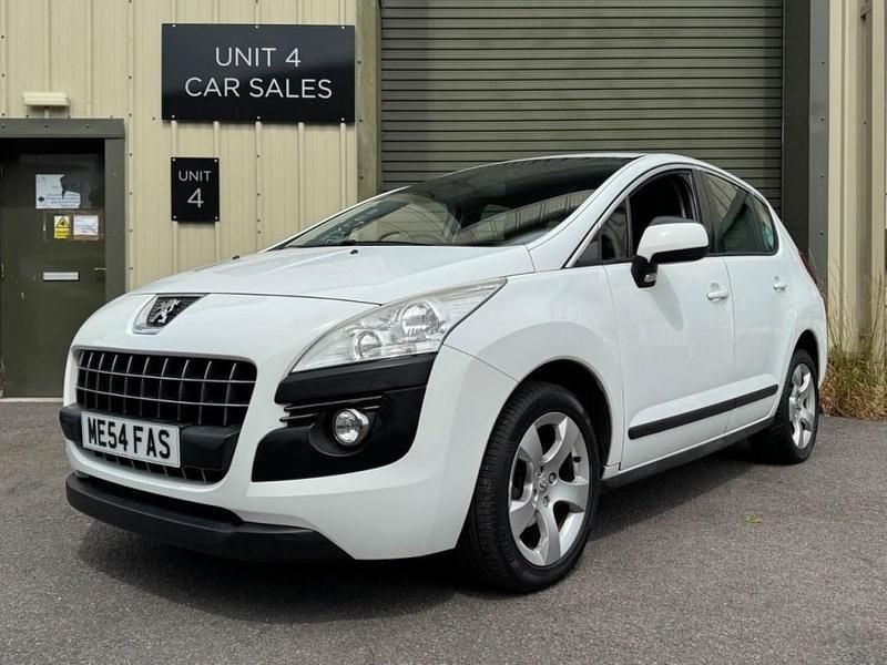 White Used 2013 Peugeot 3008 Active Hatchback | £3,195 (Good price) - Image 1/4