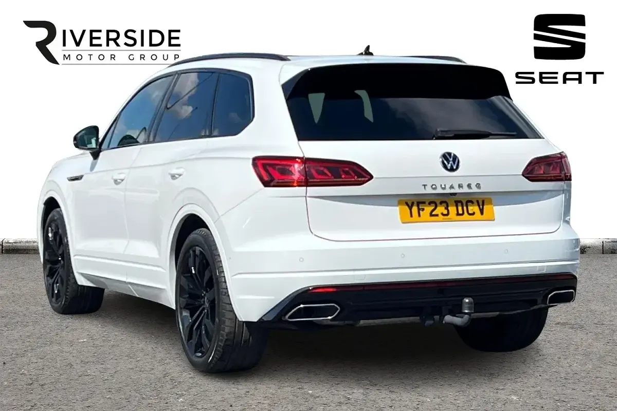 Used VW Touareg Black Edition 286 HP (210 kW) 2023 Pure white SUV