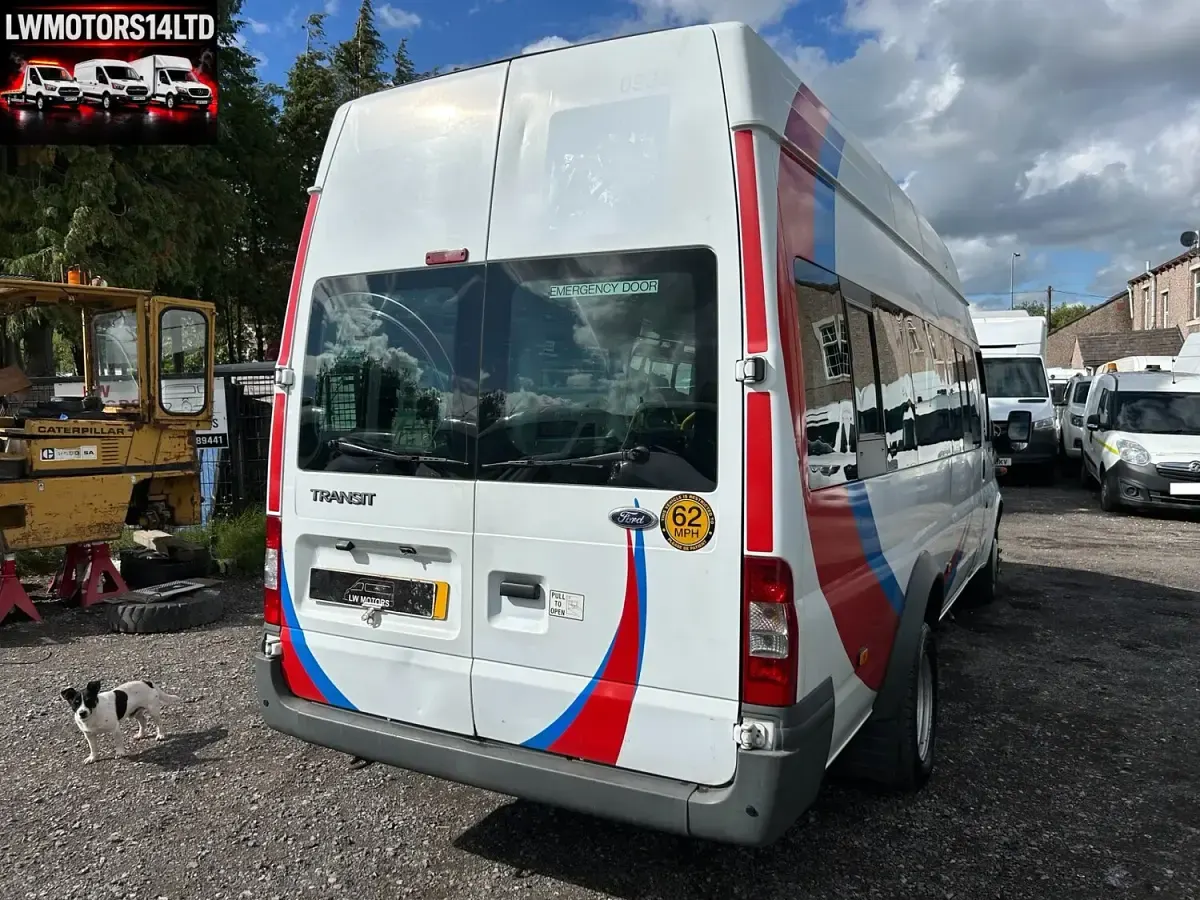 Used Ford Transit 115 HP (84 kW) 2009 White Van