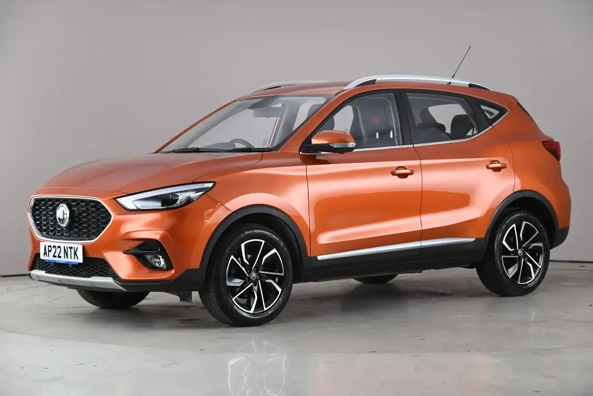 Used MG ZS Exclusive 106 HP (77 kW) 2022 Orange SUV