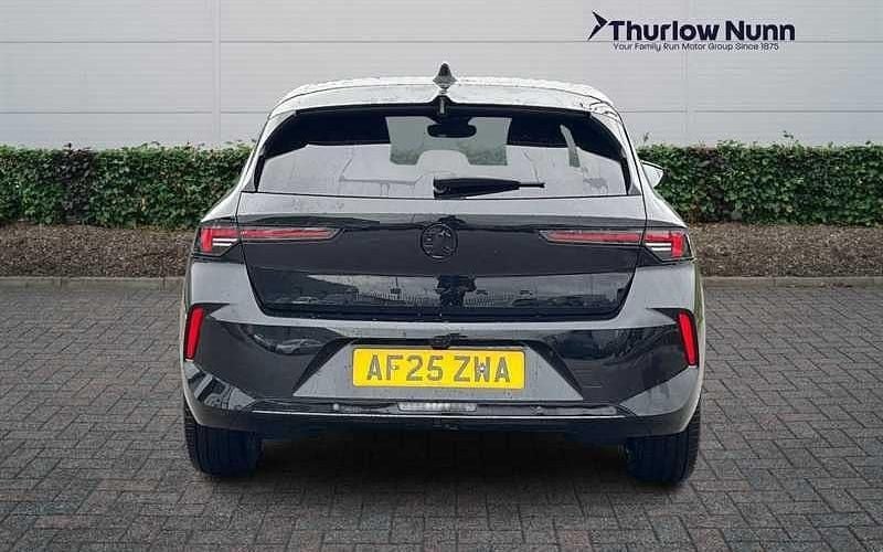 Used Vauxhall Astra 131 HP (96 kW) 2026 Hatchback