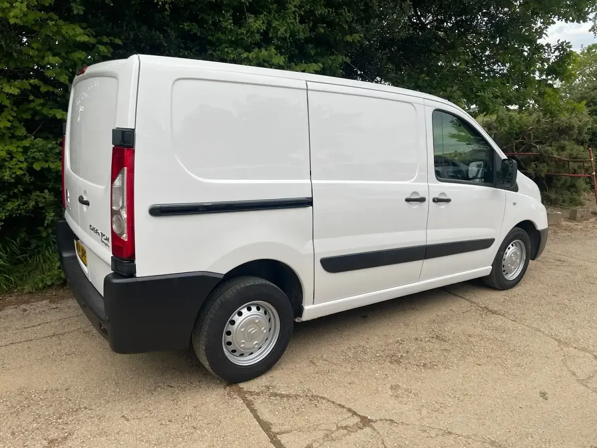 Used Citroën Dispatch 90 HP (66 kW) 2014 White MPV