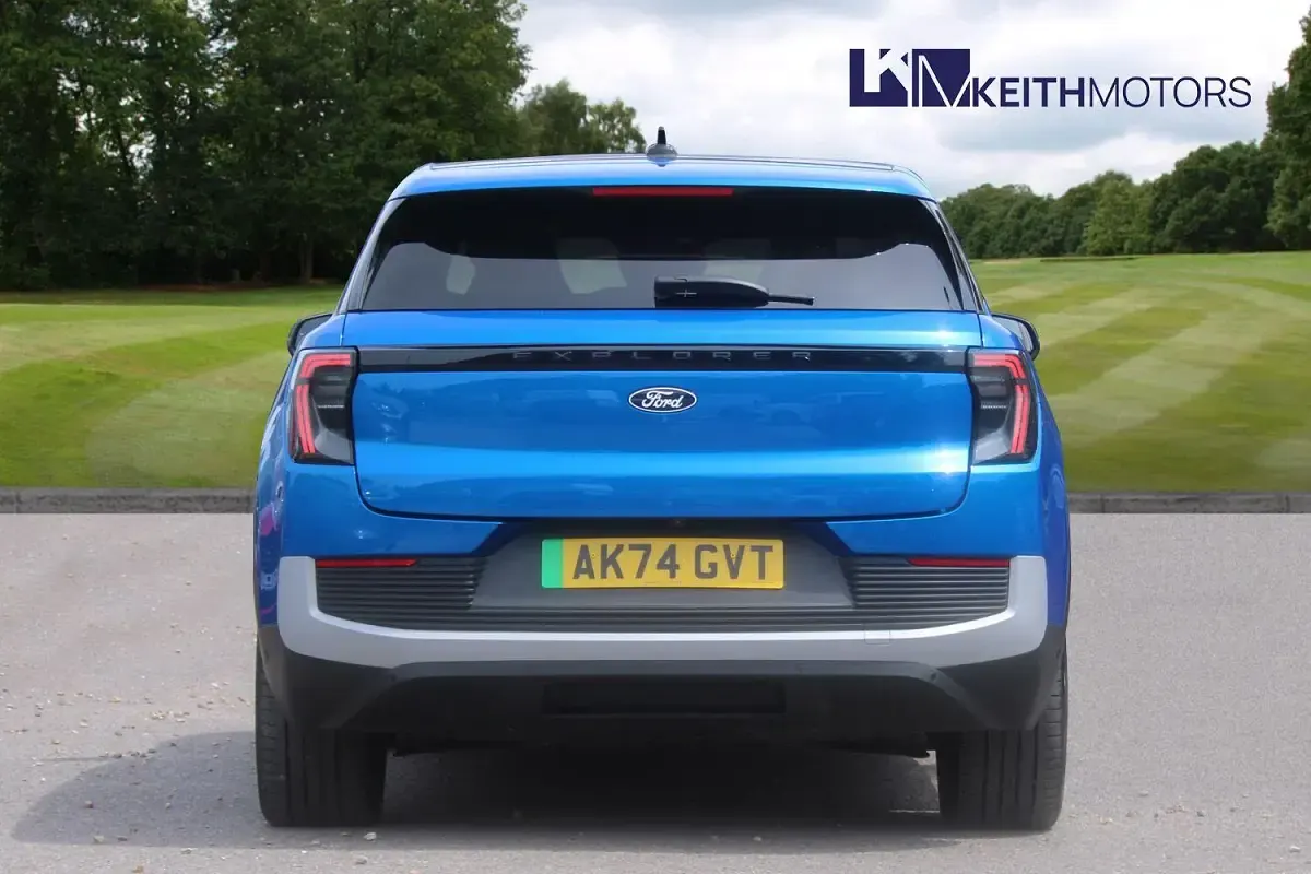 Used Ford Explorer Premium 210 kW (286 HP) 2025 Blue SUV