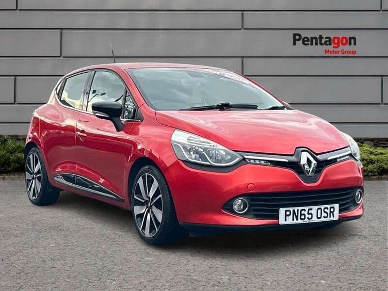 Red Used 2015 Renault Clio IV Dynamique Hatchback | £6,595 (Fair price) - Image 1/4
