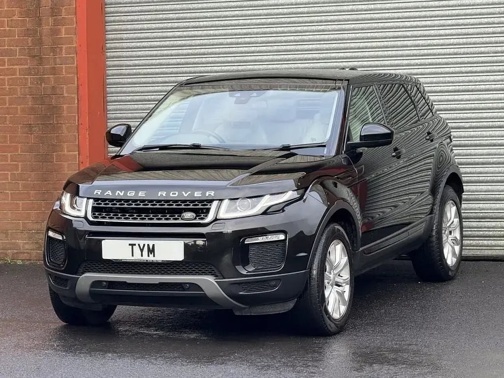 Used Land Rover Range Rover evoque SE 180 HP (132 kW) 2017 Black SUV