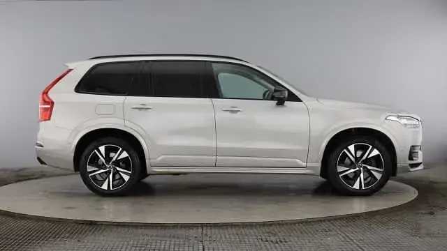 Used Volvo XC90 Plus 232 HP (170 kW) 2023 SUV
