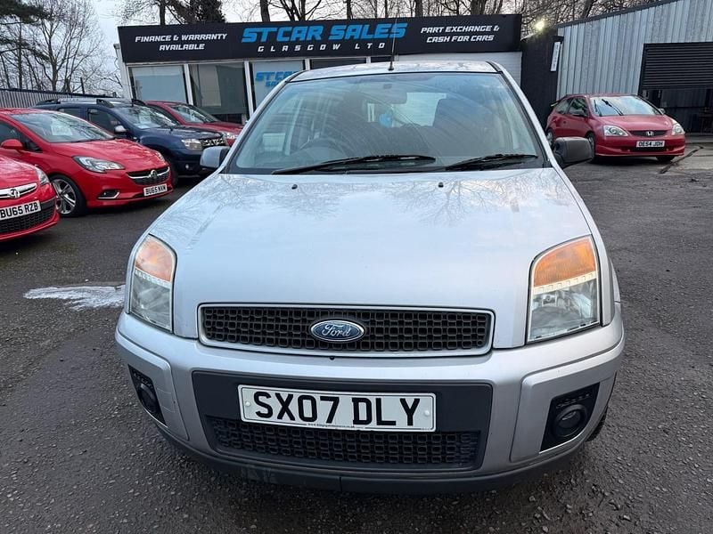 Silver Used 2007 Ford Fusion Zetec Hatchback | £2,590 (Fair price) - Image 1/4