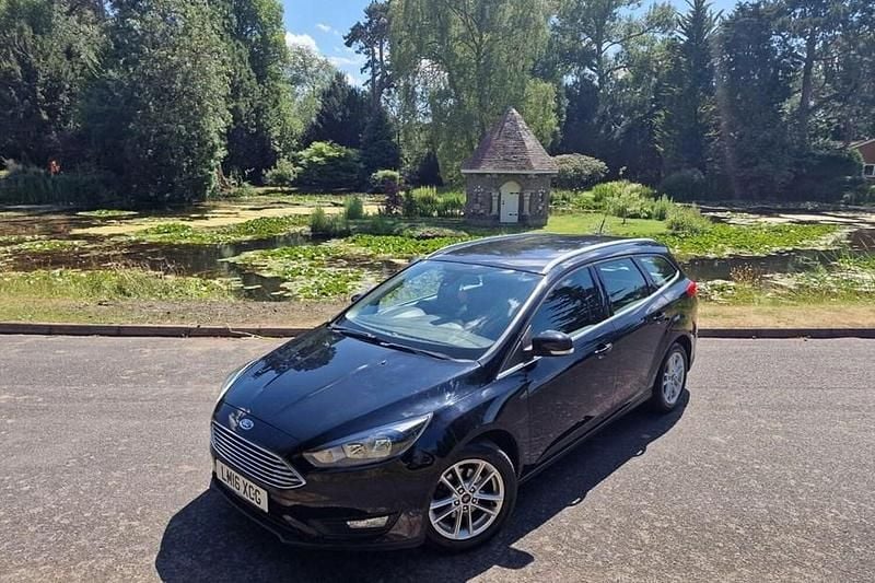 Black Used 2016 Ford Focus Zetec Estate | £4,550 (Fair price) - Image 1/1