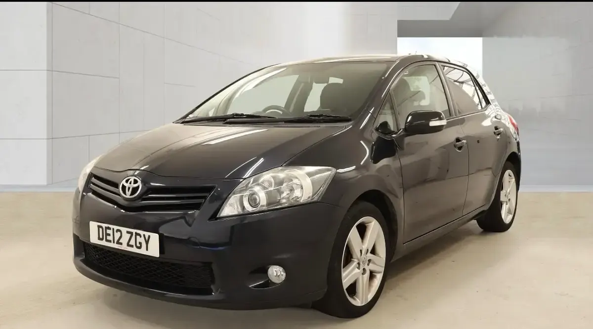 Used Toyota Auris SR 2012 Grey Hatchback
