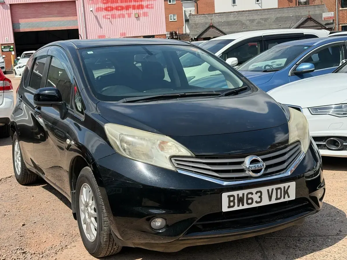 Used Nissan Note 98 HP (72 kW) 2013 Black Hatchback