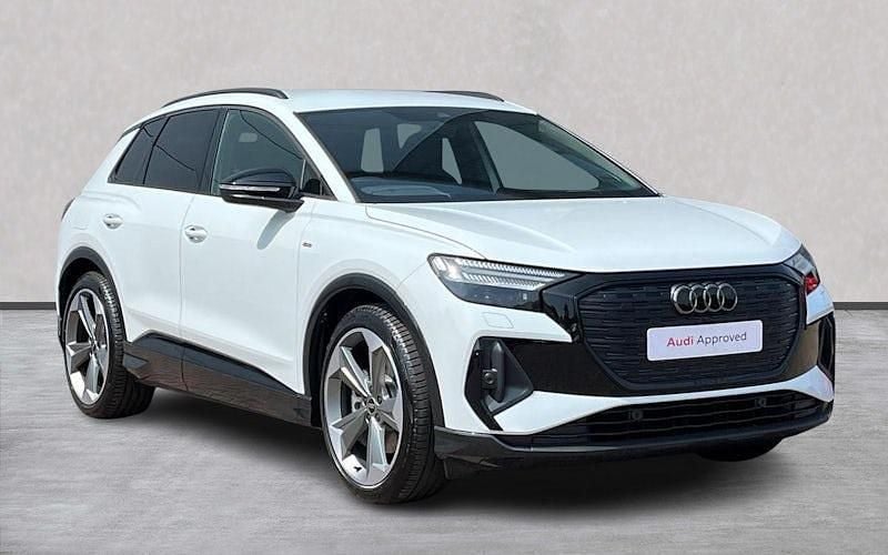New 2026 Audi Q4 e-tron Black Edition SUV | £51,299 (Fair price) - Image 1/4