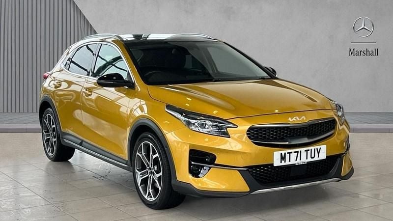 Yellow Used 2021 Kia XCeed 4 SUV | £15,780 (Fair price) - Image 1/4