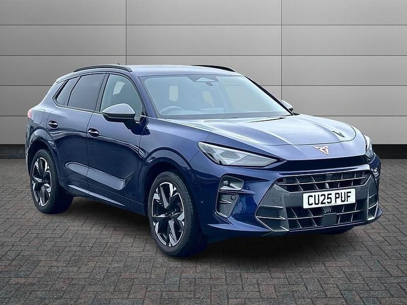 Cosmos blue Used 2025 Cupra Terramar SUV | £33,495 (Fair price) - Image 1/4