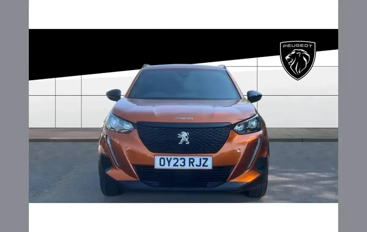 Used Peugeot 2008 Active+ 101 HP (74 kW) 2023 Orange SUV