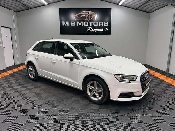 Used Audi A3 Advanced 116 HP (85 kW) 2018 White Sedan