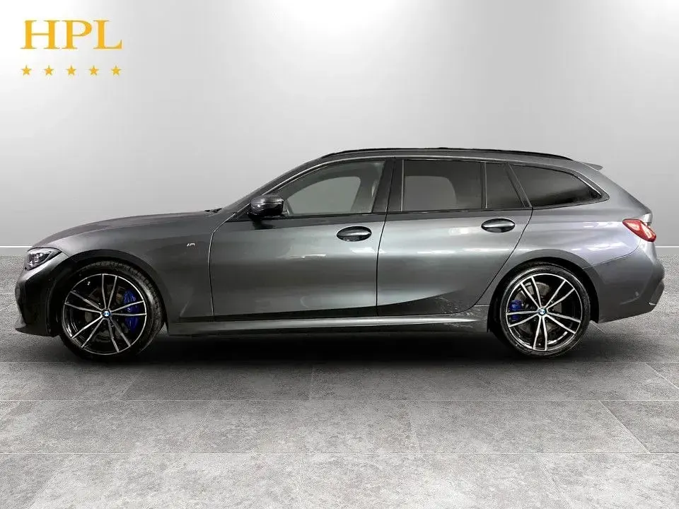 Usado BMW 320 M Sport 190 HP (139 kW) 2021 Cinzento Carrinha